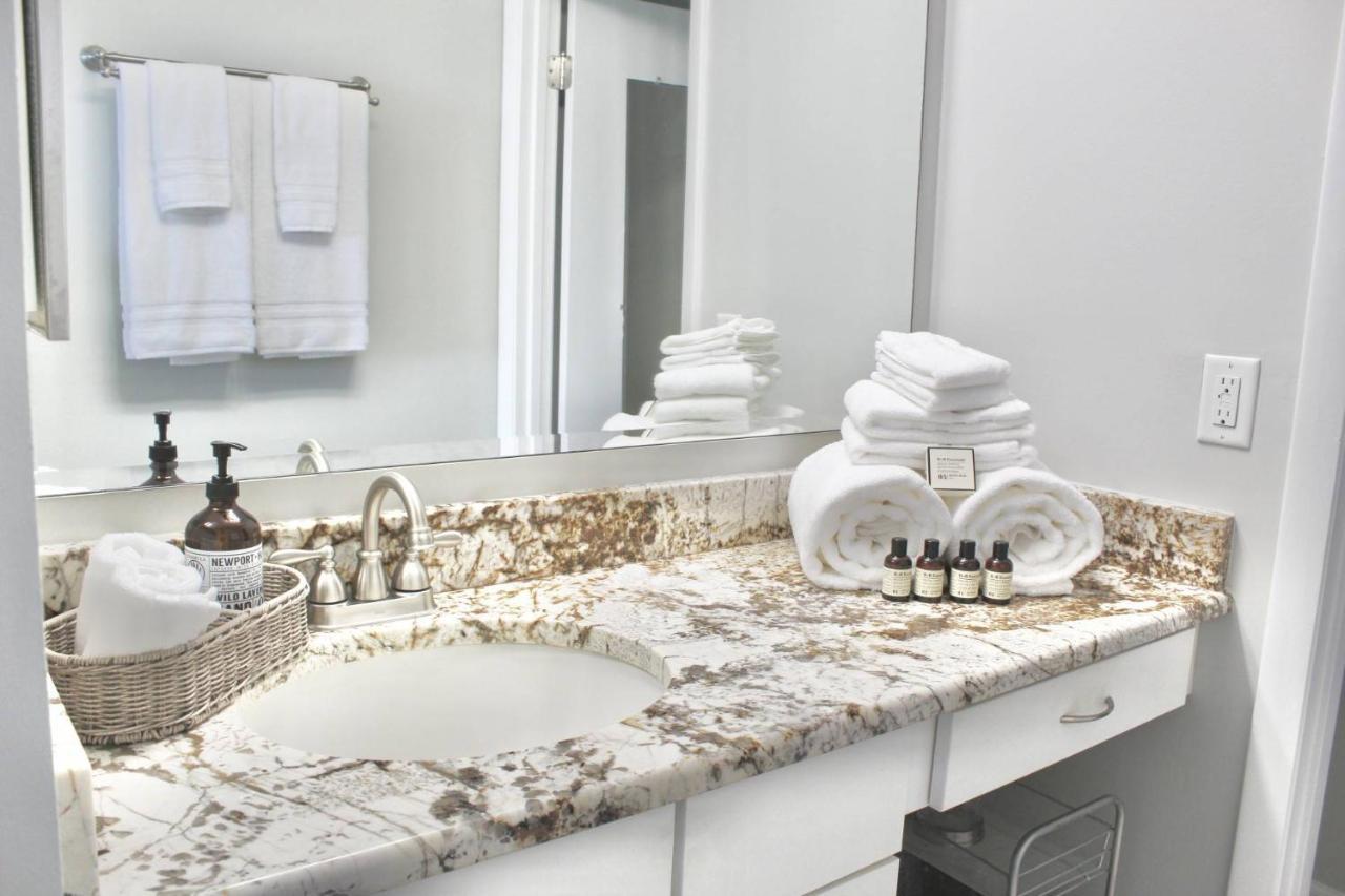 Ocean Breeze Condo Jensen Beach Esterno foto