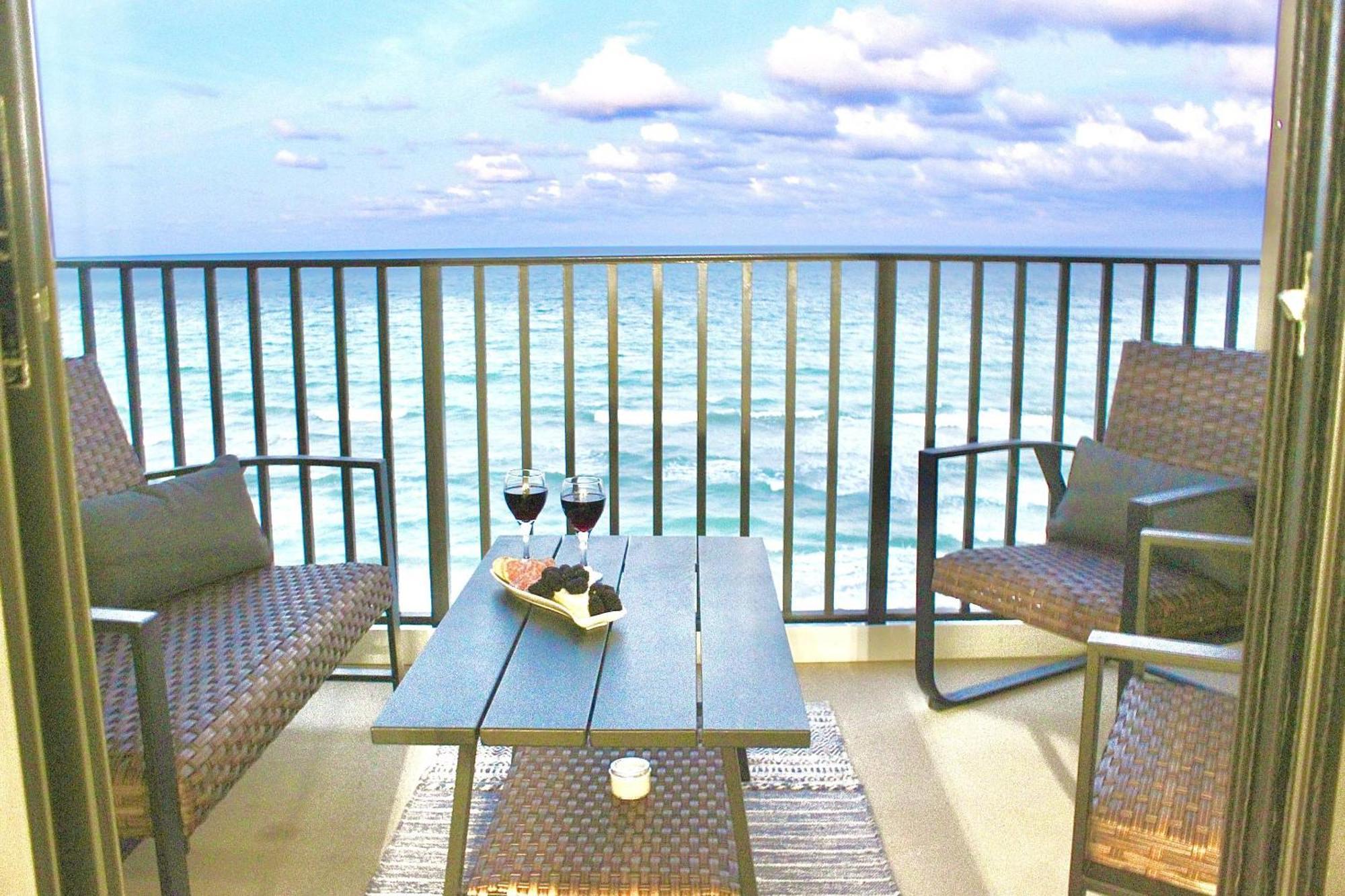 Ocean Breeze Condo Jensen Beach Esterno foto